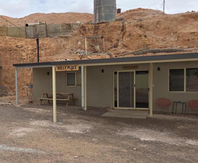 Holly Place Coober Pedy Exterior photo